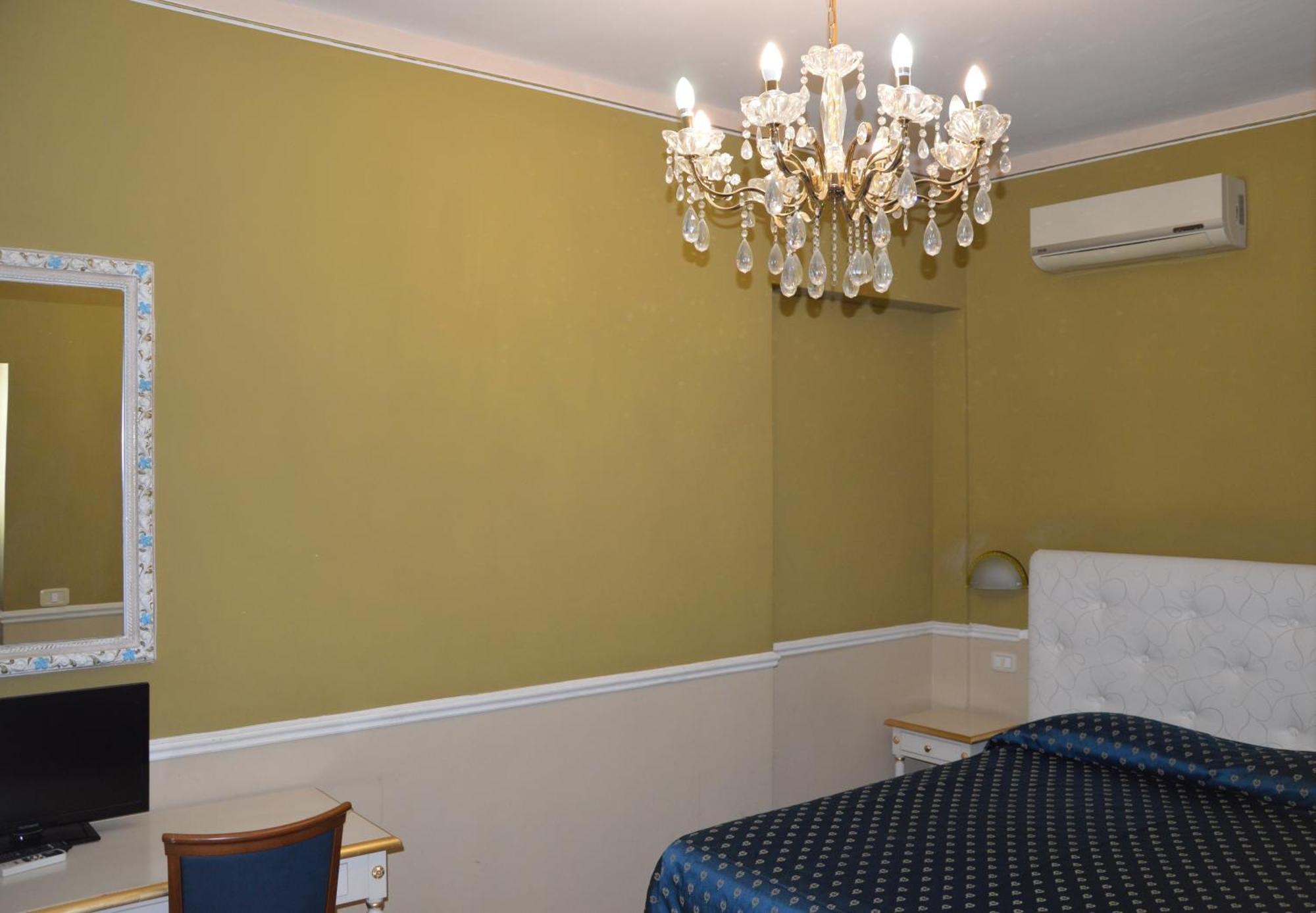 Nouvel Hotel Des Bains Pesaro Esterno foto
