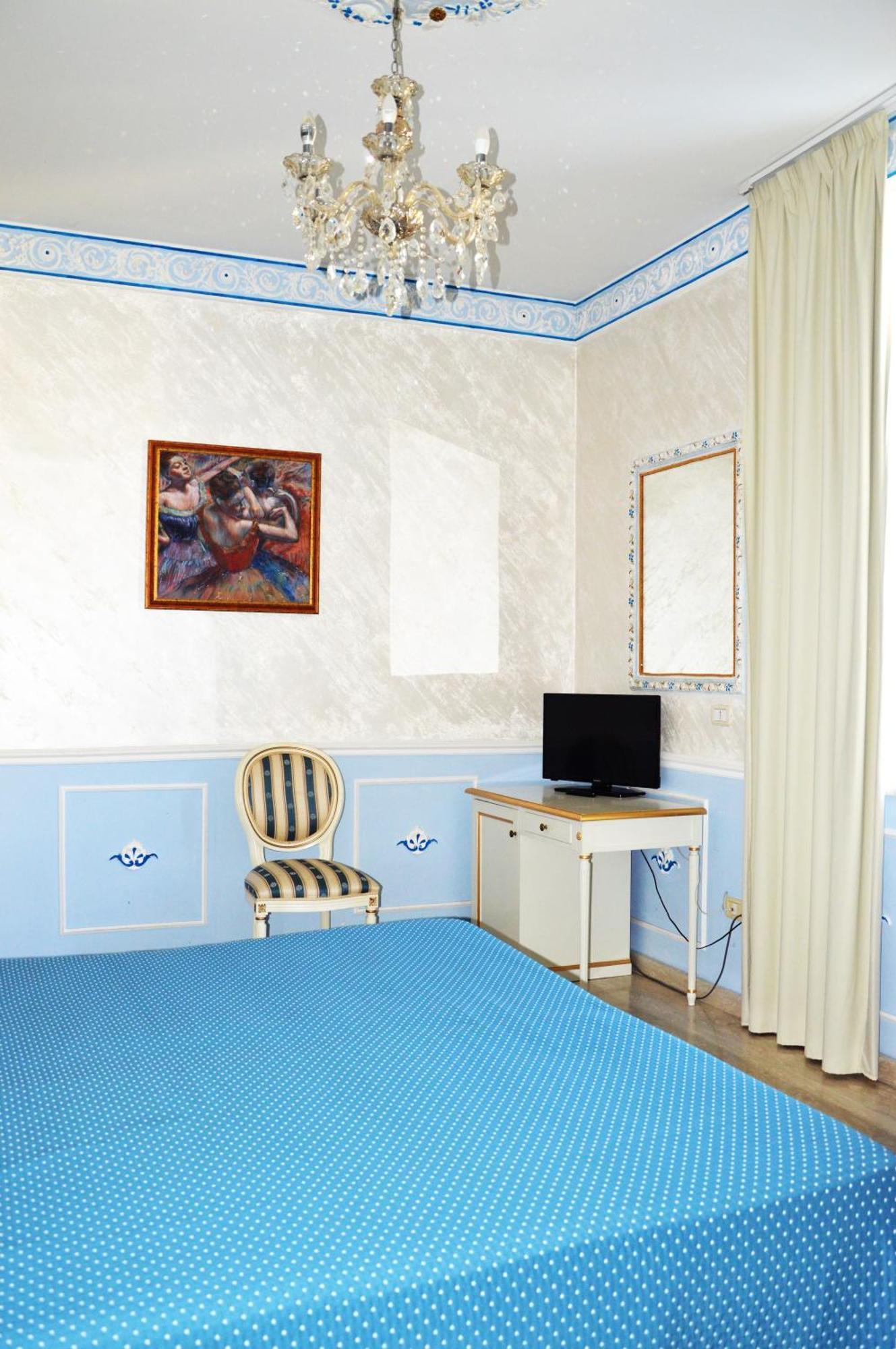 Nouvel Hotel Des Bains Pesaro Camera foto