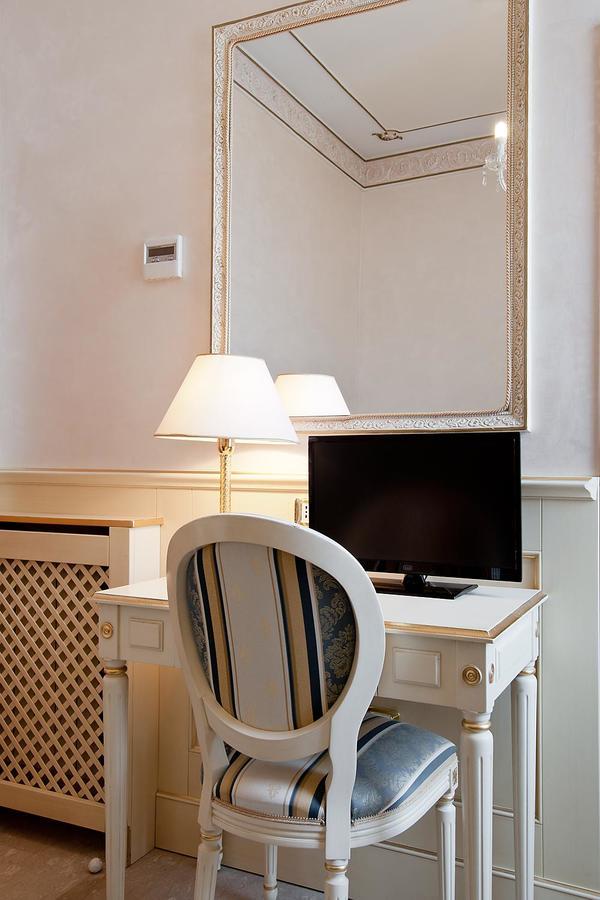 Nouvel Hotel Des Bains Pesaro Esterno foto