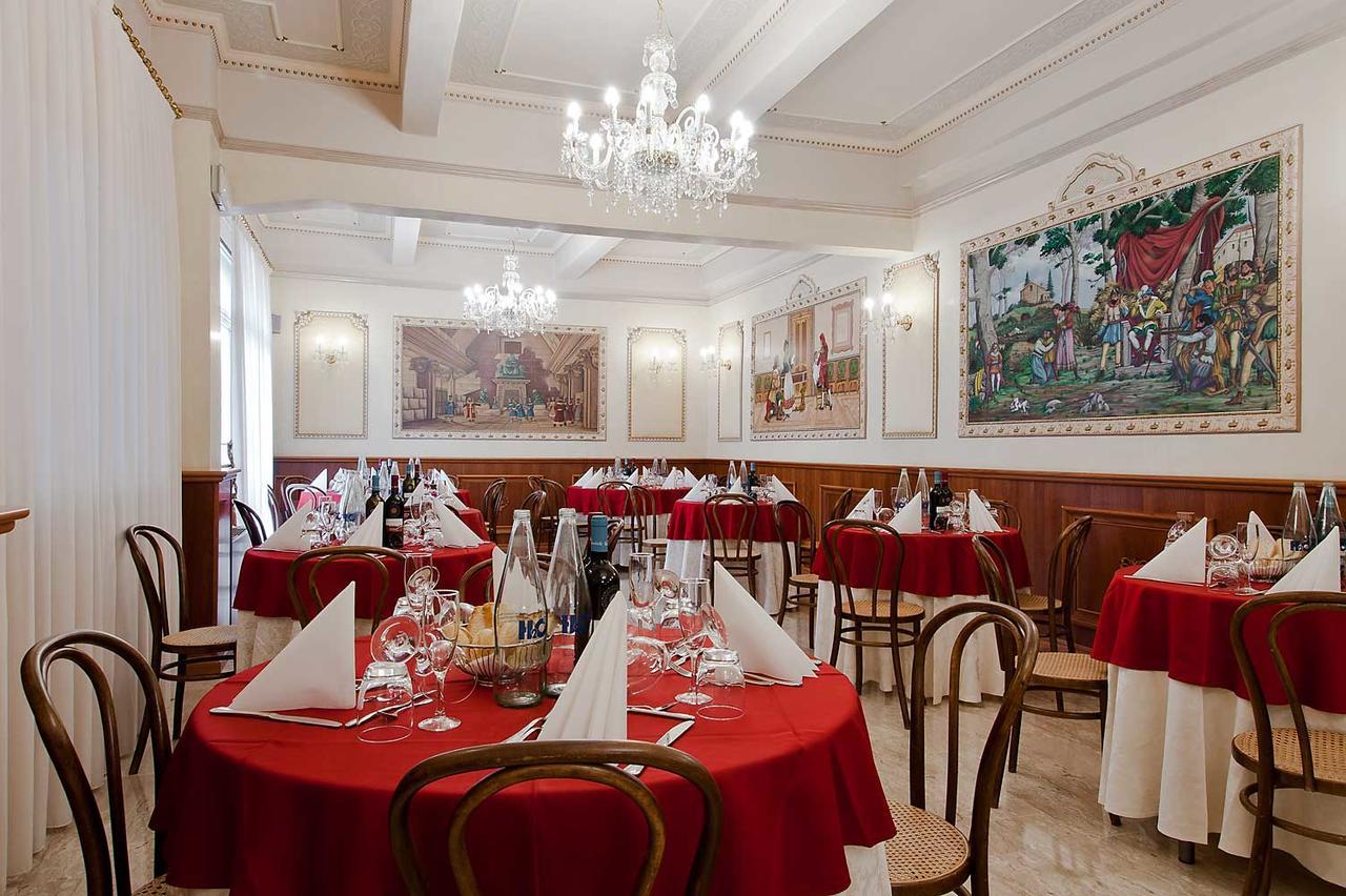 Nouvel Hotel Des Bains Pesaro Esterno foto